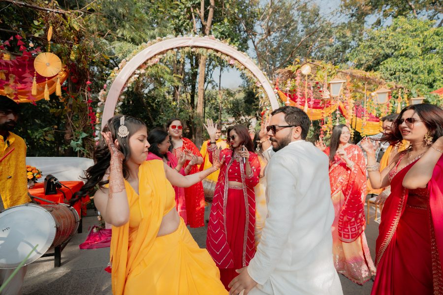 Wedding photograph by Seven Stories Production