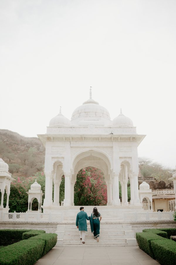 Wedding photograph by Seven Stories Production