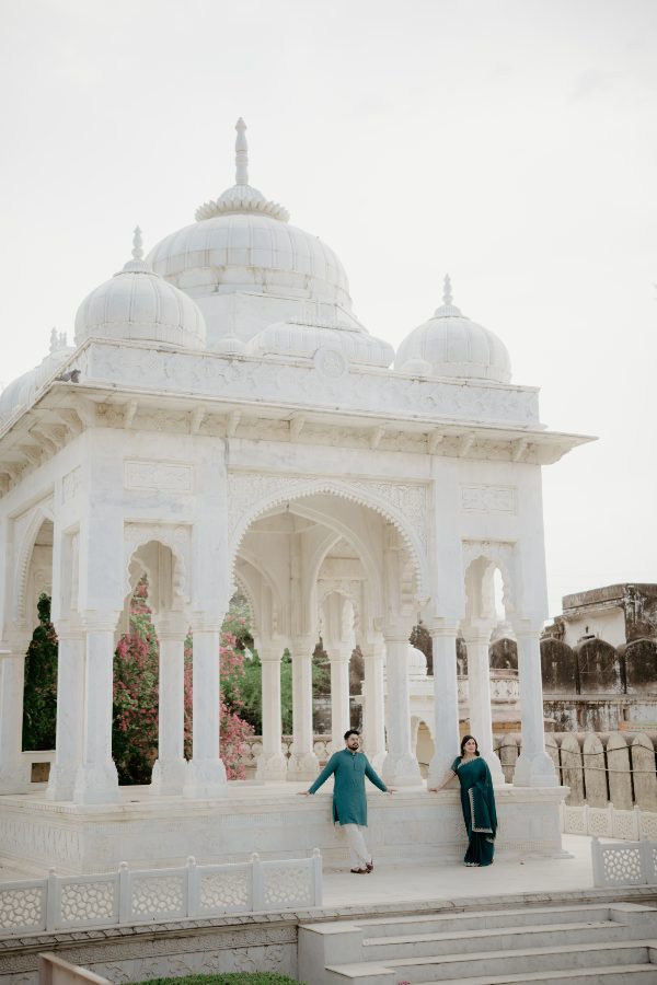 Wedding photograph by Seven Stories Production