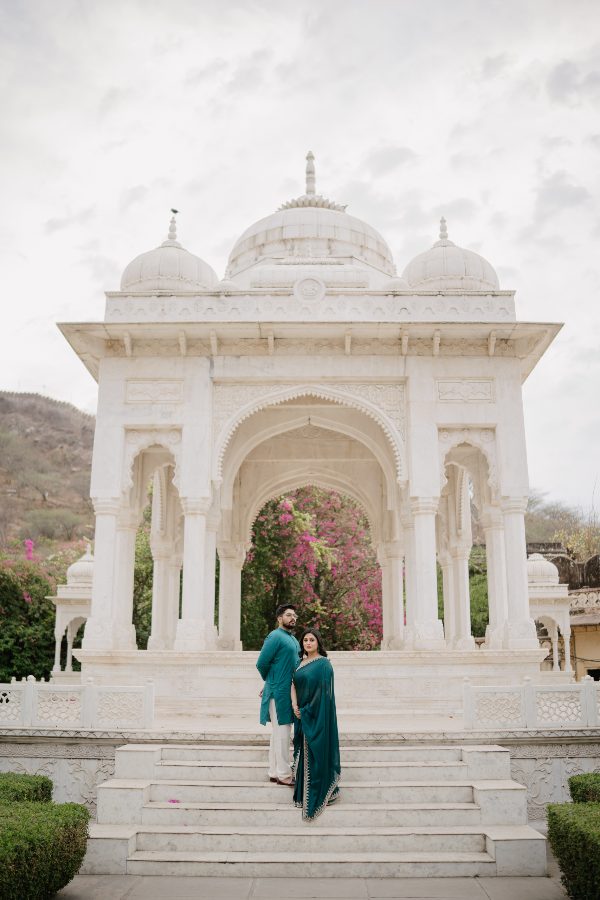 Wedding photograph by Seven Stories Production